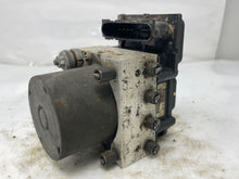 Load image into Gallery viewer, ABS PUMP Saab 9-2X Impreza 2005 05 manual - NW265308
