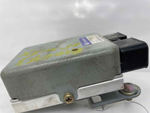 Load image into Gallery viewer, Fuel pump computer Forester Impreza 2002 02 03 04 05 - NW265435
