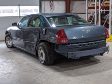 Load image into Gallery viewer, Carrier Assembly Dodge 300C 2005 - NW267536
