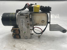 Load image into Gallery viewer, CONVERTIBLE TOP MOTOR CLK320 CLK350 CLK500 CLK55 CLK550 CLK63 04-09 - NW268593
