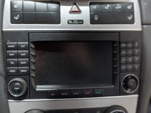 Load image into Gallery viewer, Radio Mercedes CLK320 C240 C320 C32 2001 01 2002 02 2003 03 2004 04 2005 05 - NW268474
