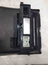 Load image into Gallery viewer, RADIO Volvo 40 Series C30 S40 V50 2008 08 2009 09 2010 10 - NW268481
