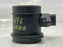 Load image into Gallery viewer, Mass Air Flow Sensor Meter MAF C70 S60 S80 V70 XC60 XC70 XC90 02-09 - NW5777
