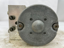 Load image into Gallery viewer, ABS PUMP Toyota Camry 2002 02 2003 03 - NW269132
