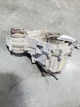Load image into Gallery viewer, TRANSFER CASE BMW X1 2012 12 2013 13 2014 14 2015 15 - NW176698
