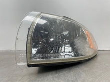 Load image into Gallery viewer, PARKLAMP Grand Prix 1997 97 1998 98 1999 99 00 01 02 03 Left - NW270583
