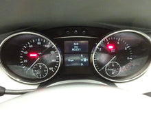 Load image into Gallery viewer, SPEEDOMETER CLUSTER Mercedes-Benz R320 R350 R500 R63 2007 07 - NW161503
