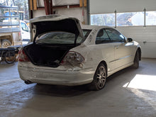 Load image into Gallery viewer, CARRIER ASSEMBLY C230 C280 C350 C55 CLK350 CLK500 CLK55 06-09 RWD REAR - NW271089

