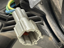 Load image into Gallery viewer, RADIATOR FAN ASSEMBLY Nissan Altima 2011 11 2012 12 2013 13 - NW271270
