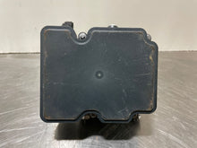 Load image into Gallery viewer, ABS Pump Chevrolet Malibu 2017 - NW271411
