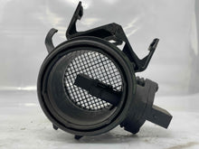 Load image into Gallery viewer, Mass Air Flow Sensor Meter MAF Crossfire 230 SLK C230 C240 C280 C32 98-08 - NW4502
