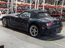 Load image into Gallery viewer, Carrier Assembly  BMW Z4 2006 - NW271512
