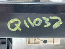 Load image into Gallery viewer, FRONT TEMPERATURE CONTROLS Infiniti QX56 2005 05 - NW271656
