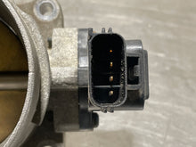 Load image into Gallery viewer, THROTTLE BODY Expedition F150 Navigator F350 Lincoln LT 04 05 06 07 08 09 10 - NW272243
