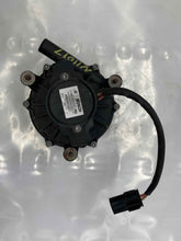 Load image into Gallery viewer, AIR INJECTION PUMP SMOG Porsche Boxster 1998 98 1999 99 - NW8234

