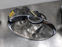 Load image into Gallery viewer, HEADLIGHT LAMP ASSEMBLY Mini Cooper Mini 1 05 06 07 08 Right - NW272414
