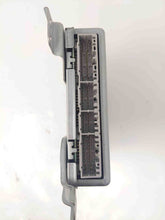 Load image into Gallery viewer, Temperature Control Computer Jaguar XK8 2000 00 2001 01 2002 02 2003 03 04 05 06 - NW272559
