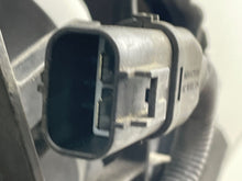 Load image into Gallery viewer, RADIATOR FAN ASSEMBLY Azera 2006 06 2007 07 2008 08 - NW63904
