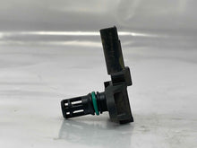 Load image into Gallery viewer, Mass Air Flow Sensor Meter MAF 135i 335i 535i 740i 740il M1 X6 Z4 07-13 - NW4835
