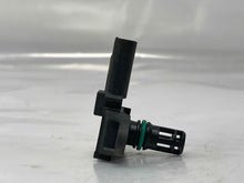 Load image into Gallery viewer, Mass Air Flow Sensor Meter MAF 135i 335i 535i 740i 740il M1 X6 Z4 07-13 - NW4835
