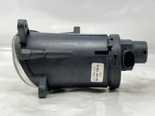 Load image into Gallery viewer, FOG LIGHT Volkswagen Passat 01 02 03 04 05 Right - NW83714
