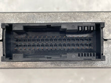 Load image into Gallery viewer, SATELLITE RECEIVER A4 S4 Beetle EOS Golf Golf GTI Jetta Rabbit 06-11 - NW140087
