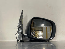 Load image into Gallery viewer, SIDE VIEW MIRROR Volkswagen Routan 2009 09 2010 10 2011 11 2012 12 Right - NW53888
