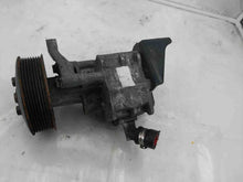 Load image into Gallery viewer, POWER STEERING PUMP 535i 535i Gt 550i Gt 640I 740i 740il 10-17 - NW274101
