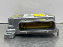 Load image into Gallery viewer, AIR BAG CONTROL MODULE COMPUTER Cadillac CTS 2006 06 2007 07 - NW274382

