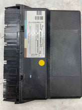Load image into Gallery viewer, BODY CONTROL MODULE Jaguar X Type 2003 03 2004 04 - NW274402
