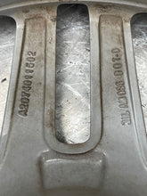 Load image into Gallery viewer, WHEEL RIM E300 E350 E400 E550 E63 11-13 18x8 - NW275014
