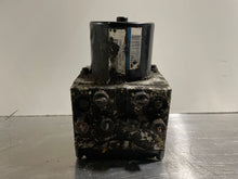 Load image into Gallery viewer, ABS Pump Cadillac DTS 2006 - NW88
