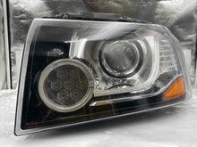 Load image into Gallery viewer, Headlight Lamp Assembly Land Rover LR2 2013 - NW275101
