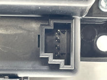 Load image into Gallery viewer, Radio  MERCEDES GL-CLASS 2013 - NW275832
