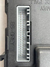 Load image into Gallery viewer, BODY CONTROL MODULE BCM COMPUTER Murano Murano Cross Cabriolet 2012 - NW31837
