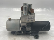 Load image into Gallery viewer, CONVERTIBLE TOP MOTOR Saab 9-3 04 05 06 07 08 09 10 - NW50236
