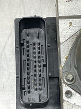 Load image into Gallery viewer, ABS PUMP BMW 525xi 530xi 2006 06 2007 07 - NW959
