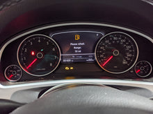 Load image into Gallery viewer, Speedometer Cluster Volkswagen Touareg 2013 - NW276968
