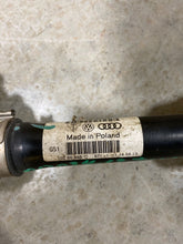 Load image into Gallery viewer, Axle Shaft Volkswagen Touareg 2013 - NW276652
