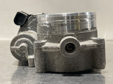 Load image into Gallery viewer, Throttle Body Volkswagen Touareg 2013 - NW276991
