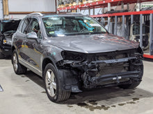 Load image into Gallery viewer, Transfer Case Volkswagen Touareg 2013 - NW276988
