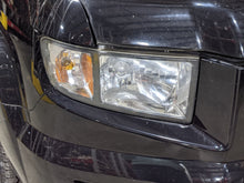 Load image into Gallery viewer, HEADLIGHT LAMP ASSEMBLY Ridgeline 2006 06 2007 07 2008 08 Right - NW276838
