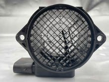 Load image into Gallery viewer, Mass Air Flow Sensor Meter MAF Sonata Magentis Optima Rondo 06-08 - NW5055
