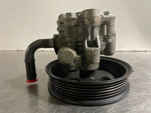Load image into Gallery viewer, POWER STEERING PUMP HYUNDAI SONATA 2006 2.4 - NW163435
