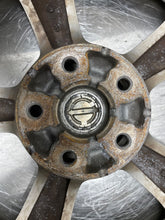 Load image into Gallery viewer, WHEEL RIM 350Z 05-09 18x8-1/2 ALLOY - NW198407
