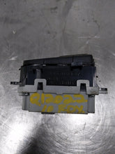 Load image into Gallery viewer, Temp Climate AC Heater Control RDX 2007 07 2008 08 2009 09 10 11 12 Right - NW278114
