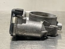 Load image into Gallery viewer, THROTTLE BODY MERCEDES CLK320 ML320 01 - 06 FITS MANY - NW278738
