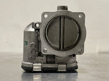 Load image into Gallery viewer, Throttle Body   2005 - NW279098
