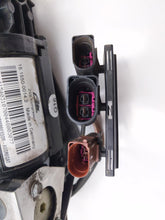 Load image into Gallery viewer, Suspension Air Compressor Pump   2005 - NW279010
