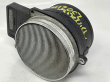 Load image into Gallery viewer, Mass Air Flow Sensor Meter MAF Rainier CTS Deville DHS DTS Eldorado 99-09 - NW4440
